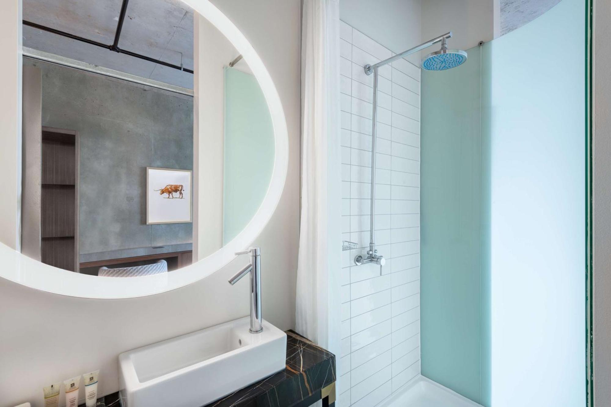 Hotel Nylo Dallas Hotel, Tapestry Collection By Hilton Plano