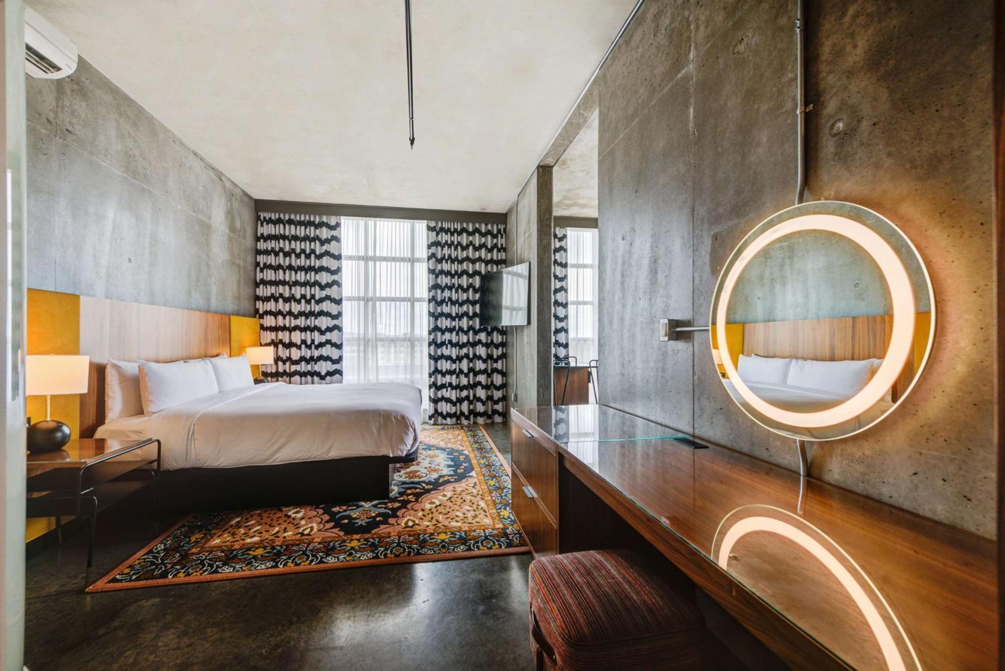 Hotel Nylo Dallas Hotel, Tapestry Collection By Hilton Plano