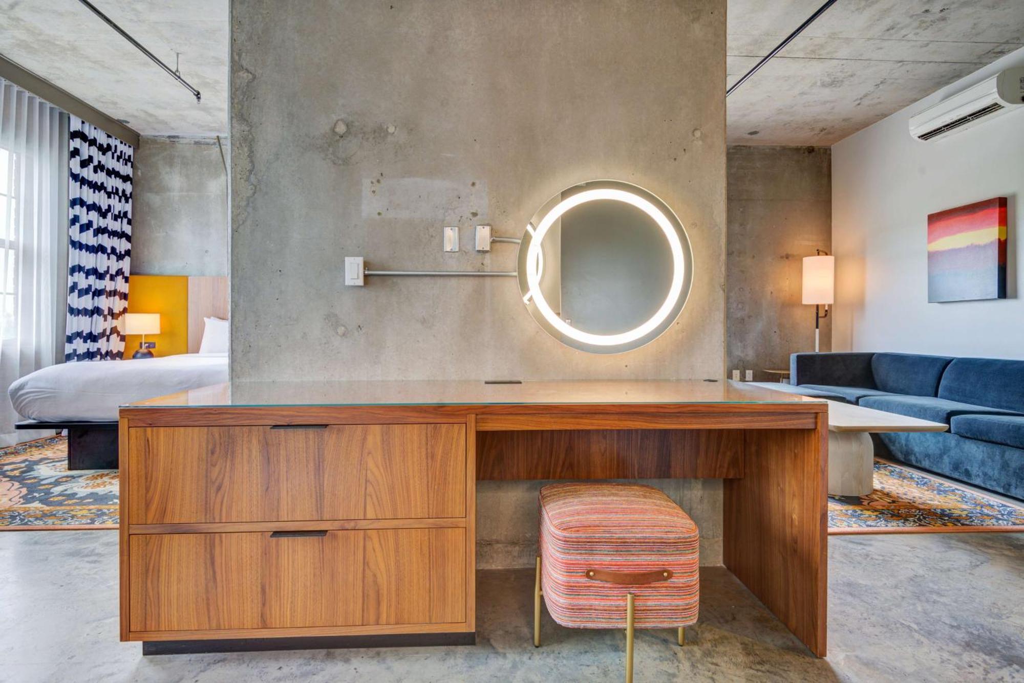 Nylo Dallas Hotel, Tapestry Collection By Hilton Hotel Plano
